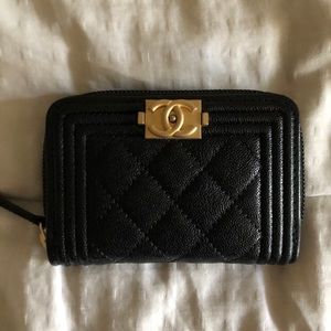 💯 Authentic CHANEL LE BOY O-ZIP COIN PURSE/WALLET